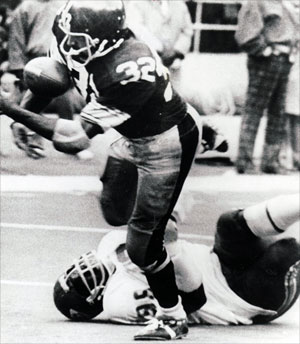 Franco Harris vs the Chiefs UPI photo